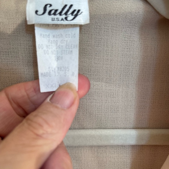 Plus size chiffon neutral blazer, evening wear blazer - Picture 3 of 6